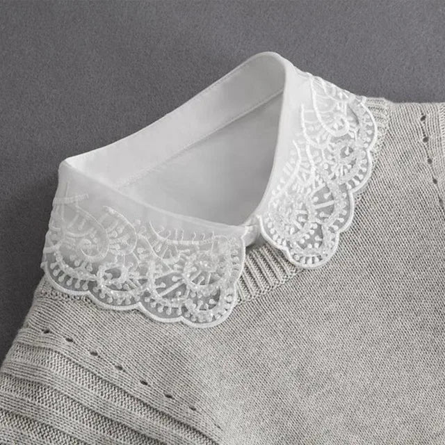 Women's Detachable Lace Collar — Vintage False Collar Accessory