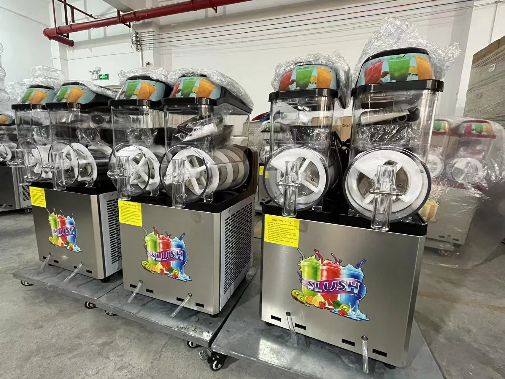 Commercial Slushy Maker Machine Portable 3 Bowl Blender Smoothie Maker with Rotating Tank for Juice Beverage Shop Business