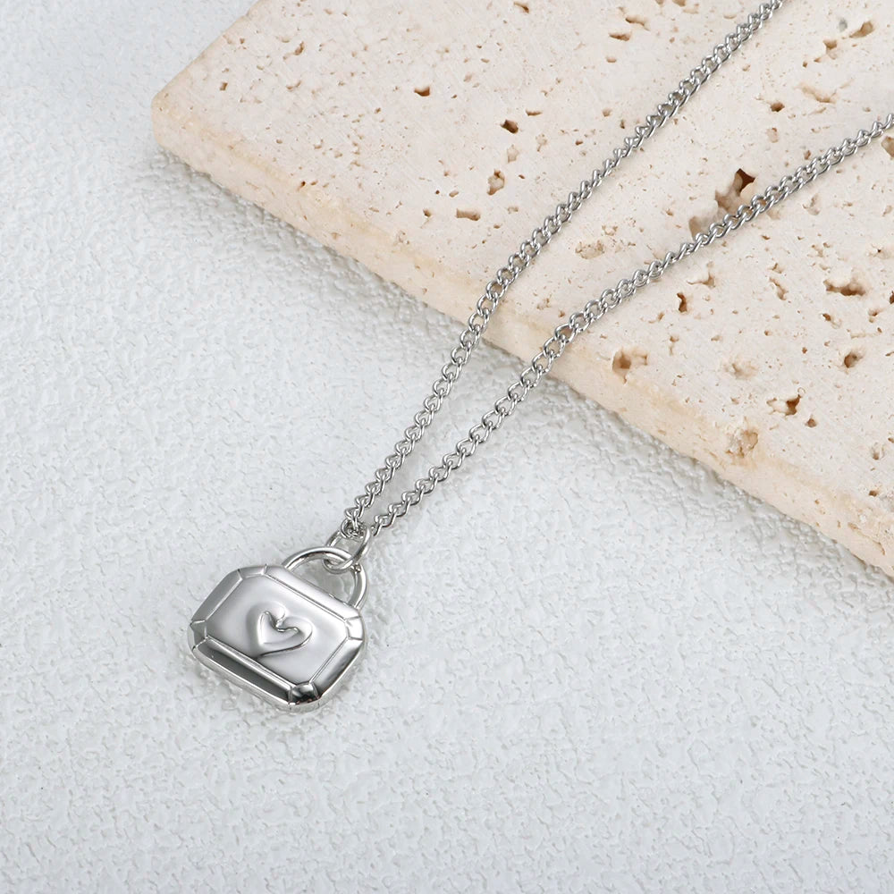 Women's Heart Pendant Necklace — Waterproof Stainless Steel Jewellery