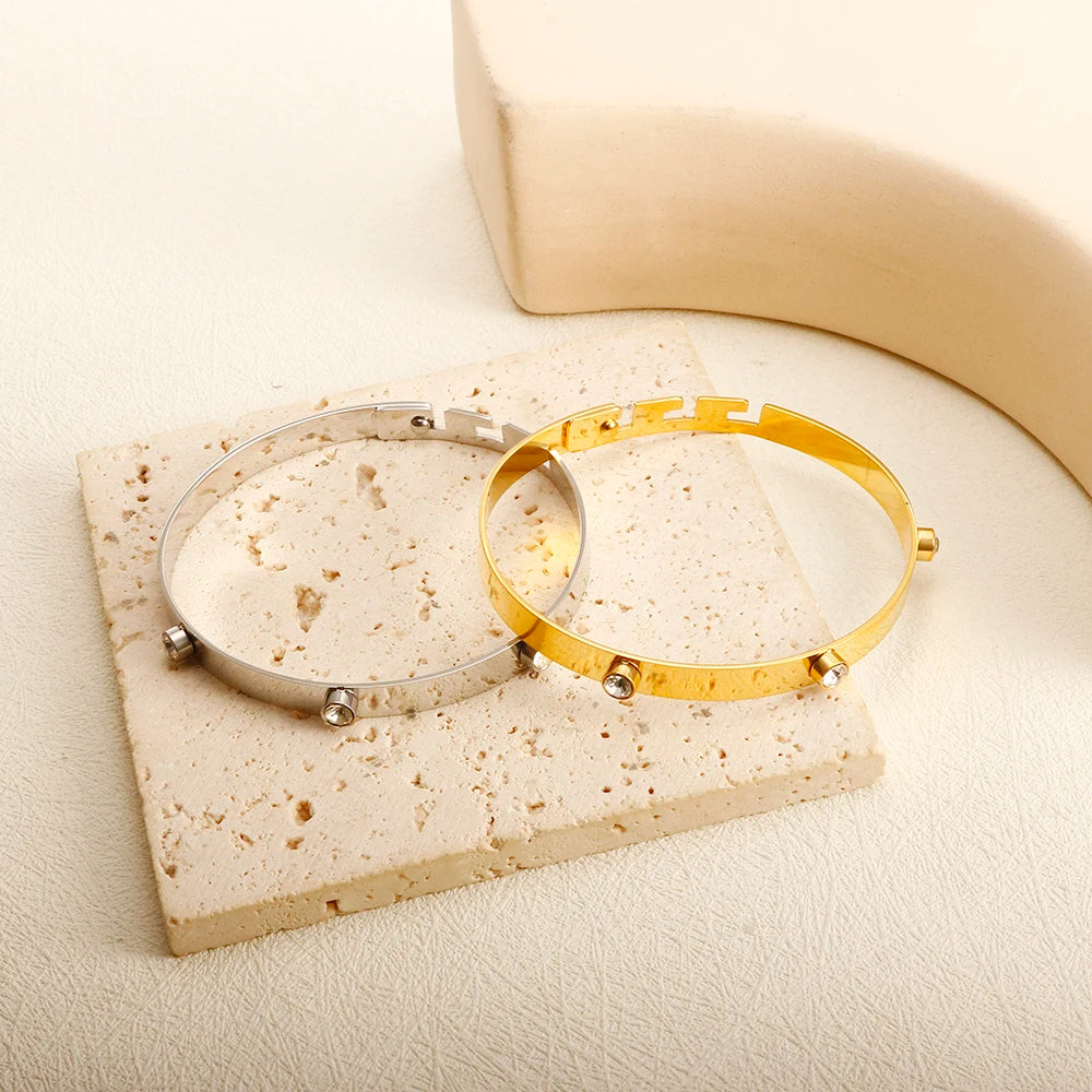 Stainless Steel Crystal Bracelet Bangle — Elegant 3-Crystal Women's Jewellery