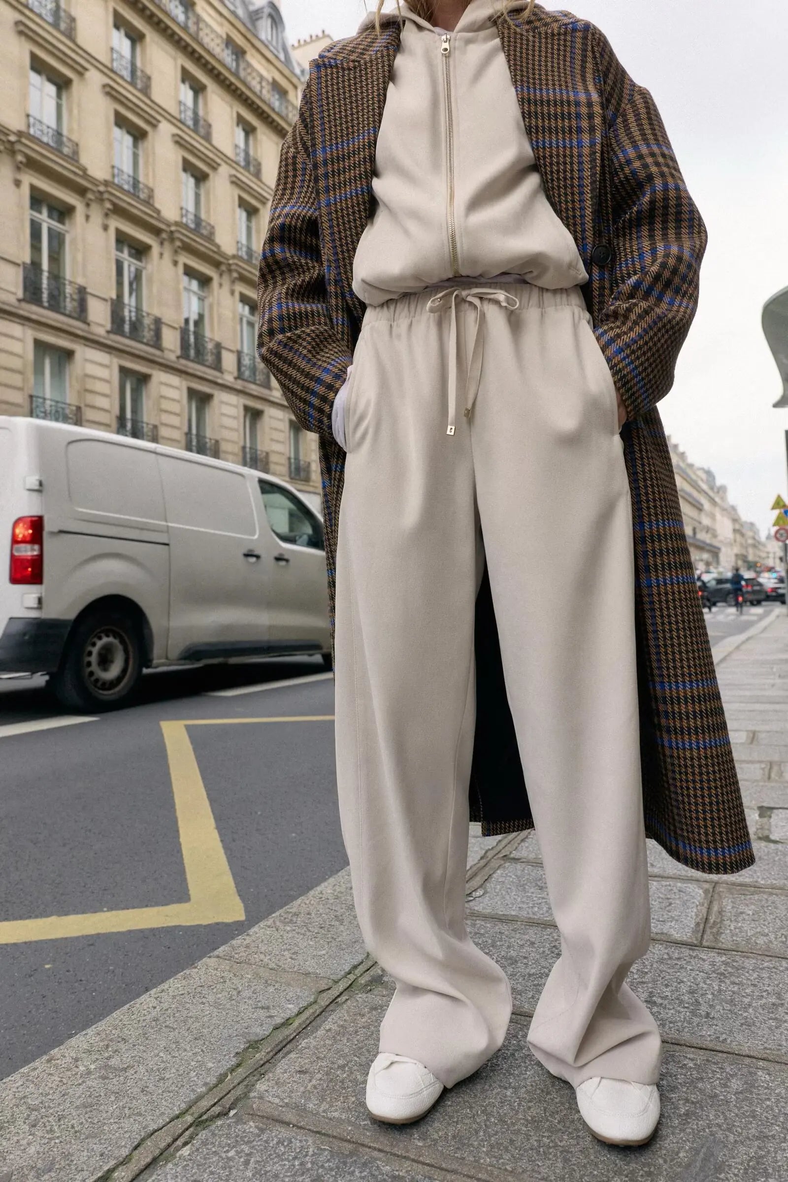 Women's High-Waisted Casual Trousers — Solid Colour Fashion Wide Leg Pants