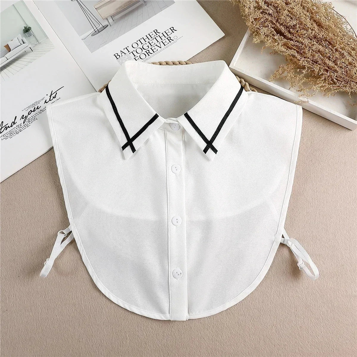 Women's Detachable Lace Collar — Vintage False Collar Accessory