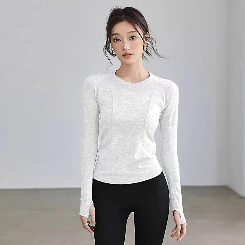 Women's Seamless Yoga Long Sleeve Gym Shirt — Slim Fit Running Fitness Top
