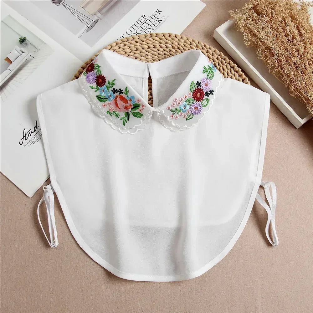 Women's Detachable Lace Collar — Vintage False Collar Accessory