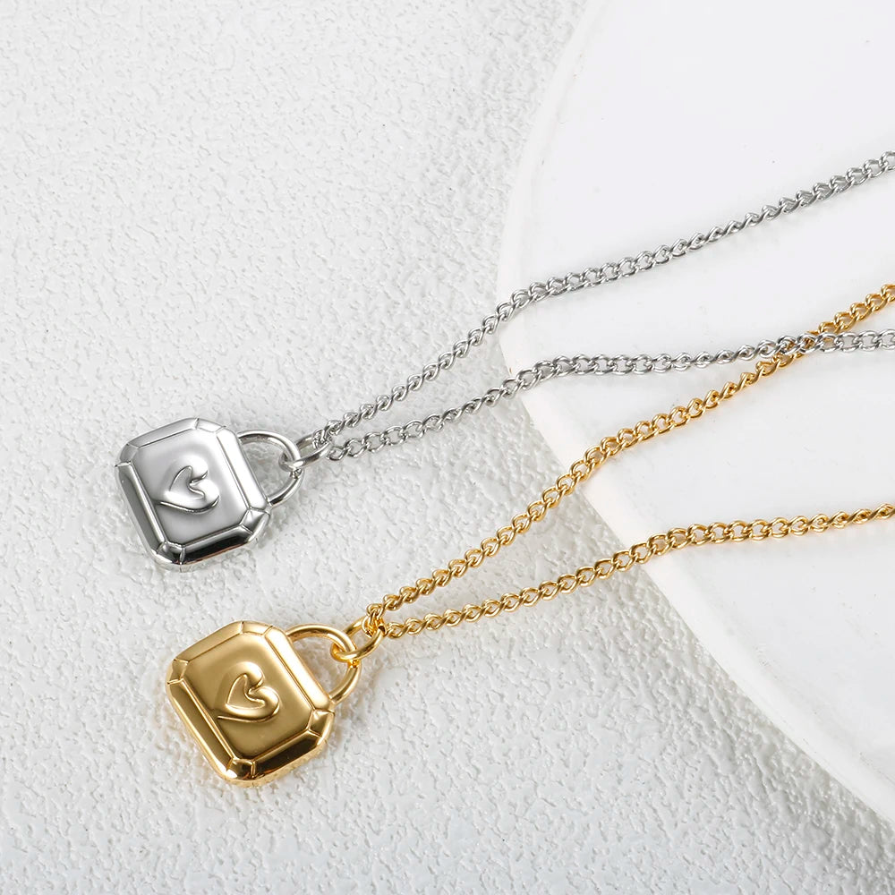 Women's Heart Pendant Necklace — Waterproof Stainless Steel Jewellery