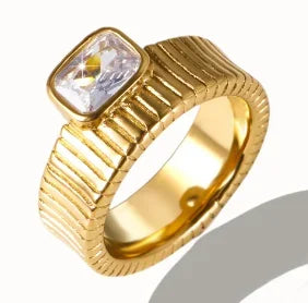 Women's Zircon Ring — Waterproof Stainless Steel Fashion Jewellery