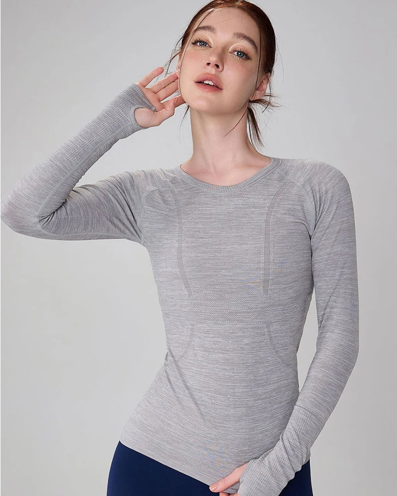 Women's Seamless Yoga Long Sleeve Gym Shirt — Slim Fit Running Fitness Top